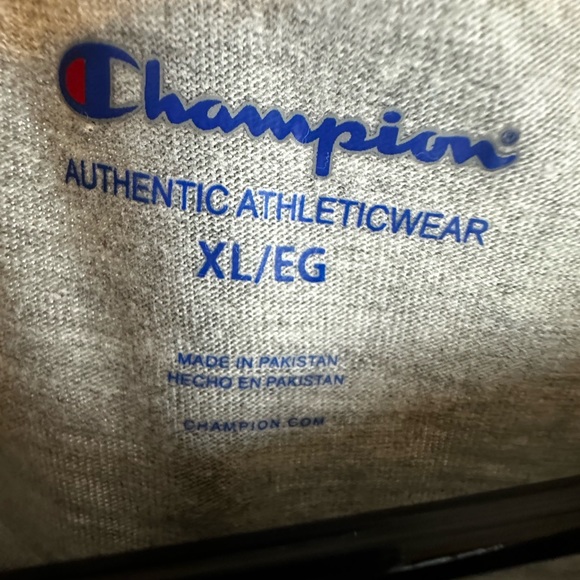 Champion brand T-shirt. Oxford Heather. Size XL. Nice strong weight. NWT. - Picture 4 of 8